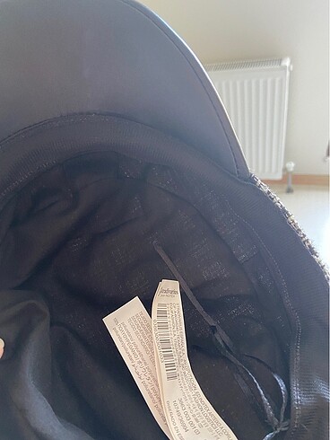  Beden çeşitli Renk Stradivarius marka şapka