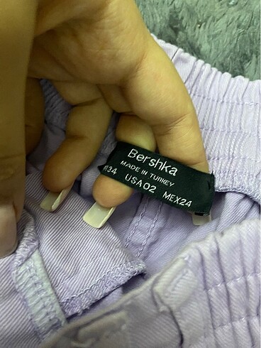 xs Beden mor Renk Bershka lila pantolon