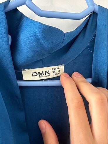 40 Beden mavi Renk Modaala Saten Katlı Elbise