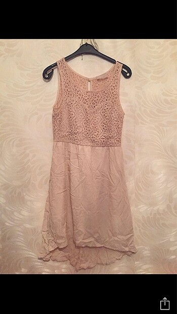 Batik batik pudra rengi elbise