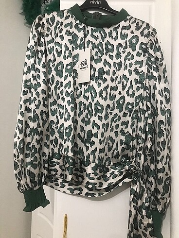 Saten leopar bluz