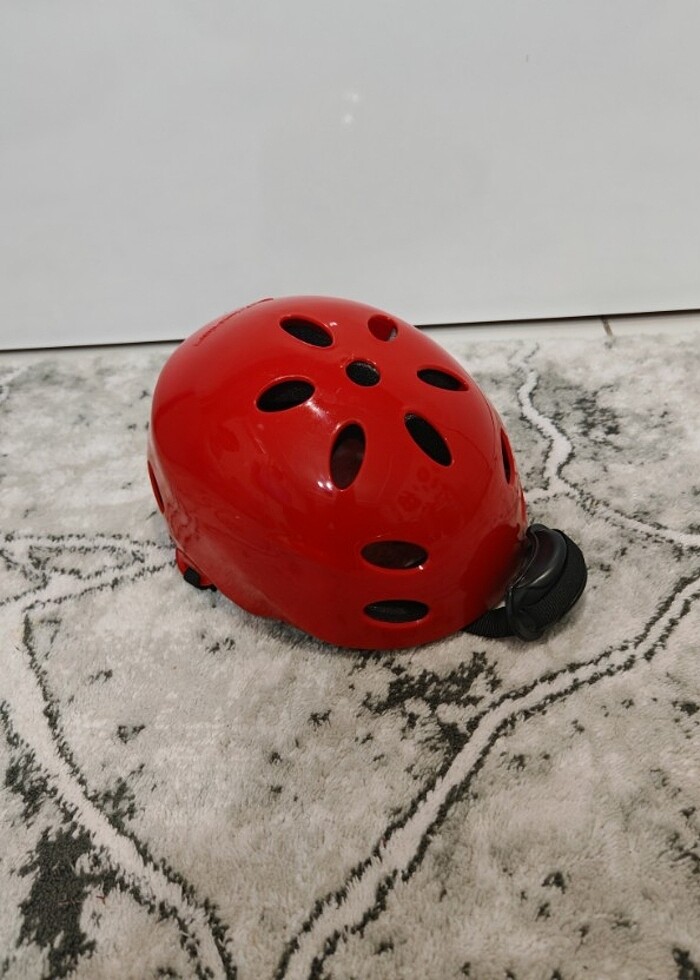 Çene Korumalı Çocuk Kaskı - Görsel 2