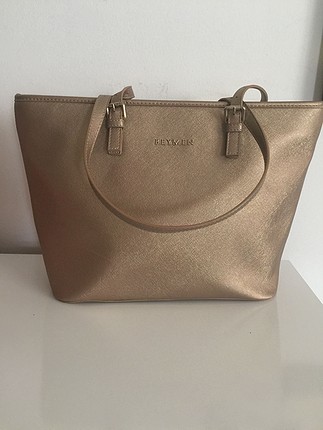 Beymen Gold çanta. 