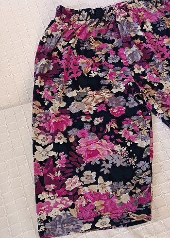 xl Beden Beli lastikli Çiçek Desenli Bohem şort