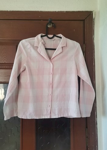 Düğmeli Pembe Uzun Kollu Kadın Gömlek