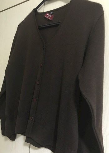 Düğmeli Kahverengi Kadın Hırka - Görsel 3