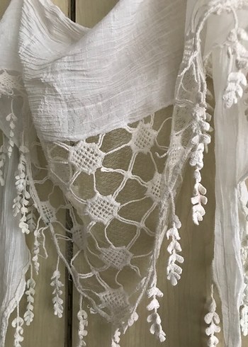 Dantel Detaylı Beyaz Keten Bohem Şal - Görsel 2