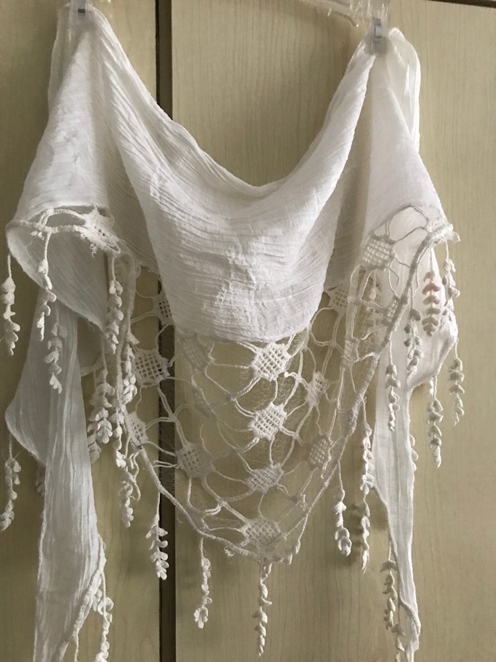 Dantel Detaylı Beyaz Keten Bohem Şal - Görsel 3