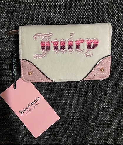 Juicy Couture Retro Vibe Slim Wallet