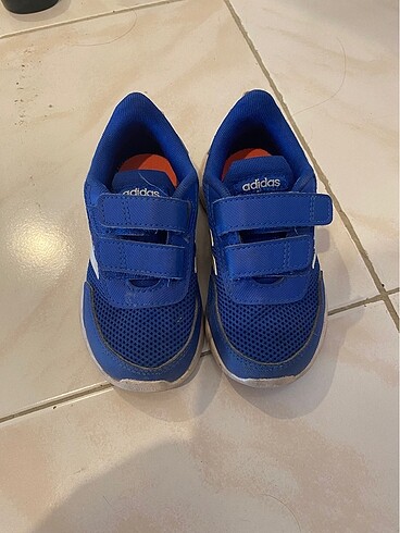 Adidas çocuk ayakkabısı