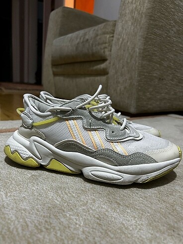 Adidas ozweego