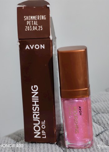 Avon Shimmering Besleyici  Dudak Parlatıcısı - Görsel 2