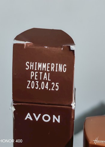 Avon Shimmering Besleyici  Dudak Parlatıcısı - Görsel 4