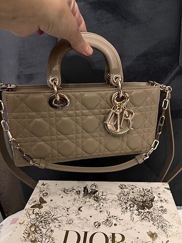  Beden Dior D Joy