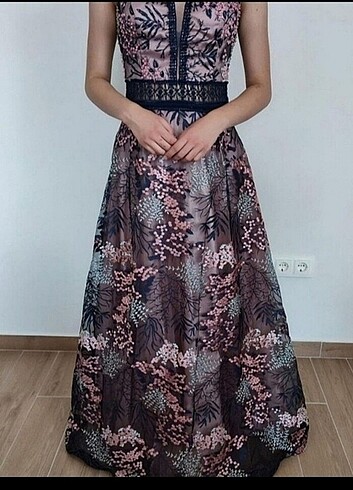 Diğer Abiye çiçekli elbise