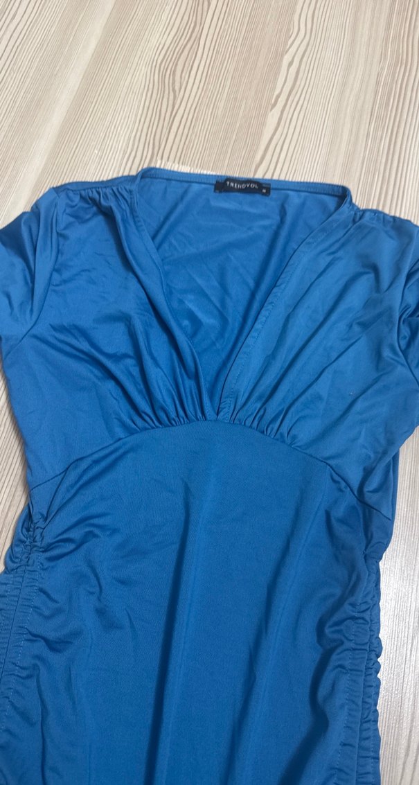 Drapeli V Yaka Uzun Kollu Mavi Elbise - Görsel 2