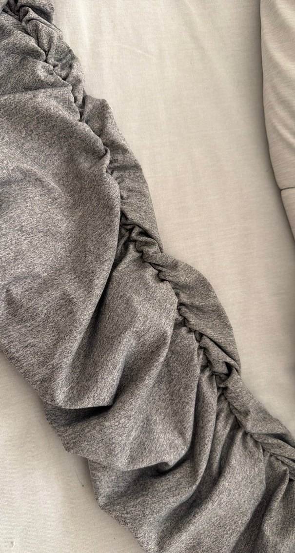 Gri Pileli Kadın  Tayt - Görsel 3