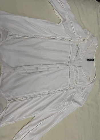 Düğmeli V Yakalı Beyaz Bluz - Görsel 2