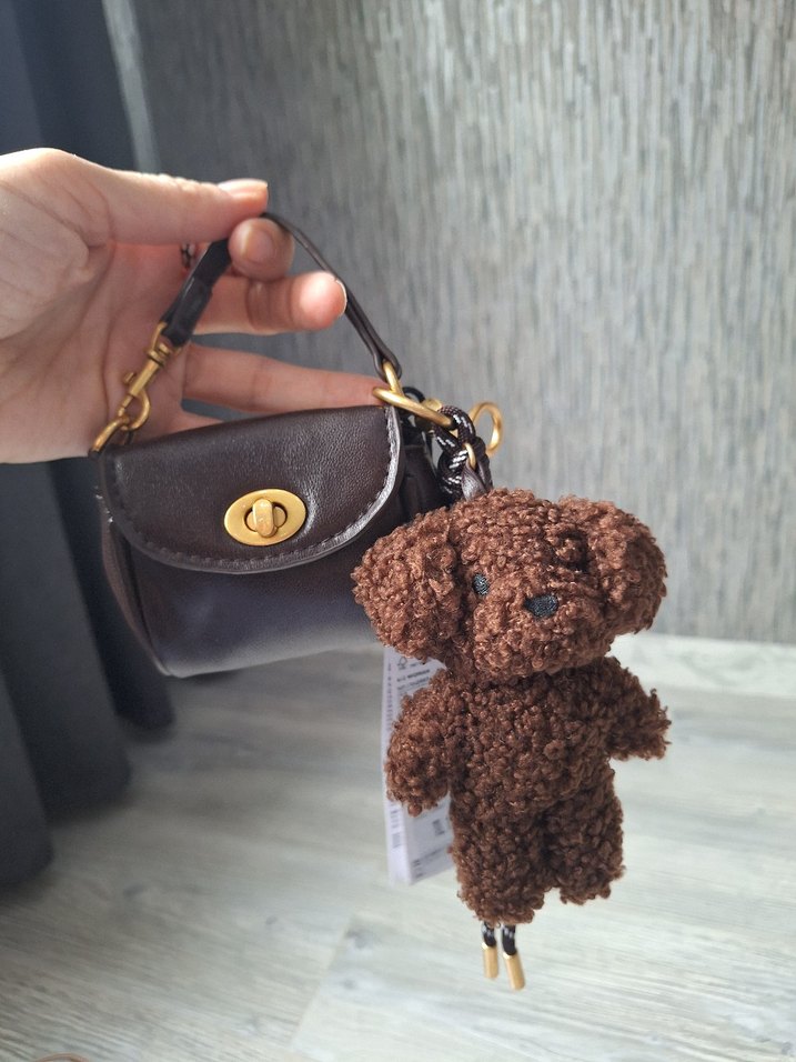 Kahverengi Ponponlu Kadın Anahtarlık - Görsel 5