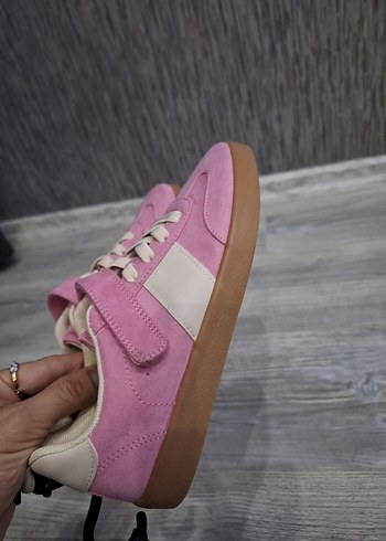 Kız Çocuk Pembe Cırt Cırtlı Spor Ayakkabı - Görsel 4