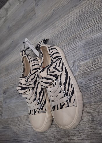 Zebra Desenli Yüksek Topuklu Kadın Spor Ayakkabı - Görsel 5