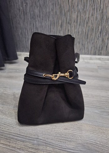 H&M Siyah Suet Kemerli Kadin Canta