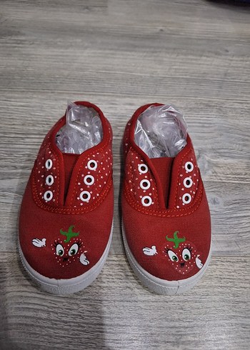 Kız Çocuk Nakışlı Kırmızı Spor Ayakkabı - Görsel 4