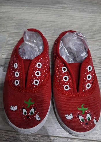 Kız Çocuk Nakışlı Kırmızı Spor Ayakkabı - Görsel 8