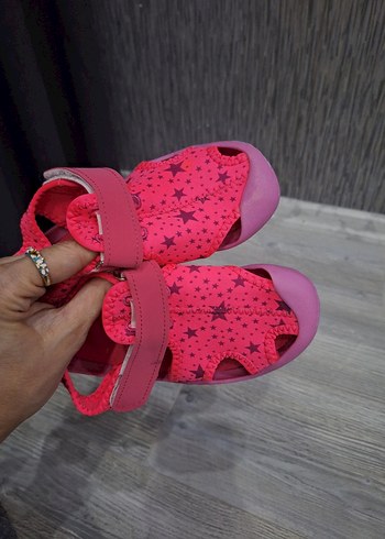 Kız Çocuk Pembe Yıldızlı Cırt Cırtlı Terlik - Görsel 6