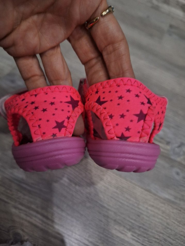 Kız Çocuk Pembe Yıldızlı Cırt Cırtlı Terlik - Görsel 3