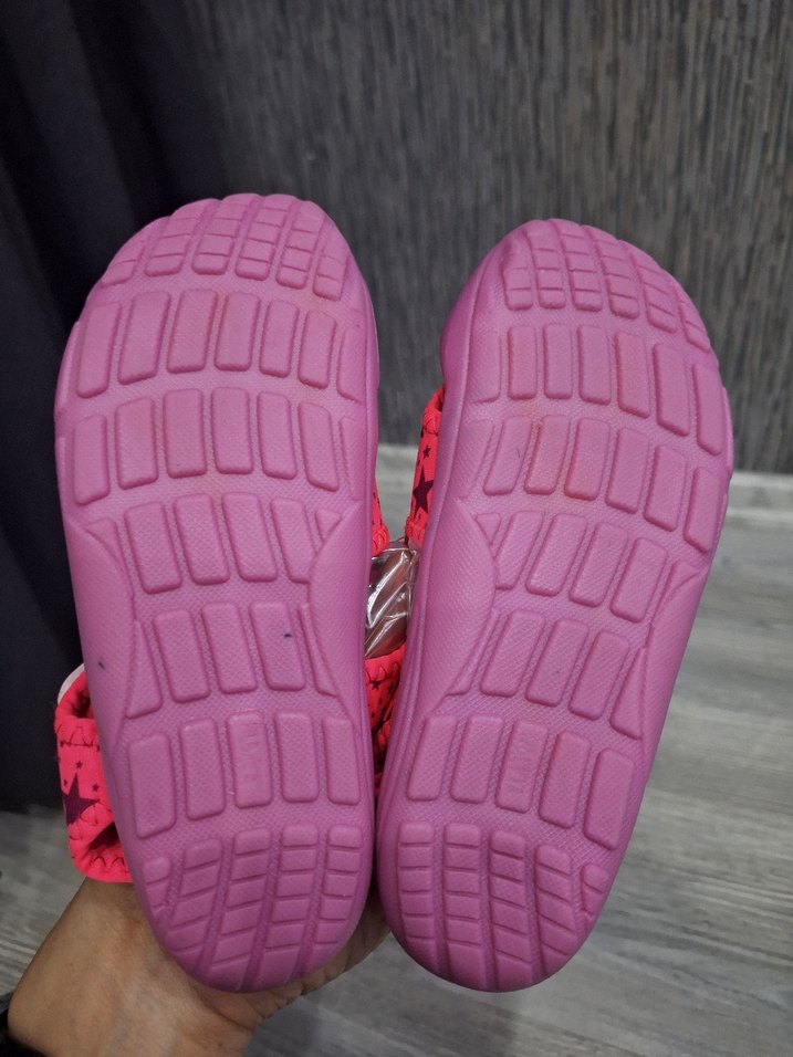 Kız Çocuk Pembe Yıldızlı Cırt Cırtlı Terlik - Görsel 5