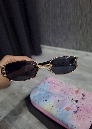 Klasik Altın Tokalı Kadın Güneş Gözlüğü - Görsel 6