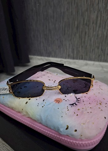 Klasik Altın Tokalı Kadın Güneş Gözlüğü - Görsel 8