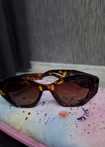 Kahverengi Retro Kadın Güneş Gözlüğü - Görsel 3