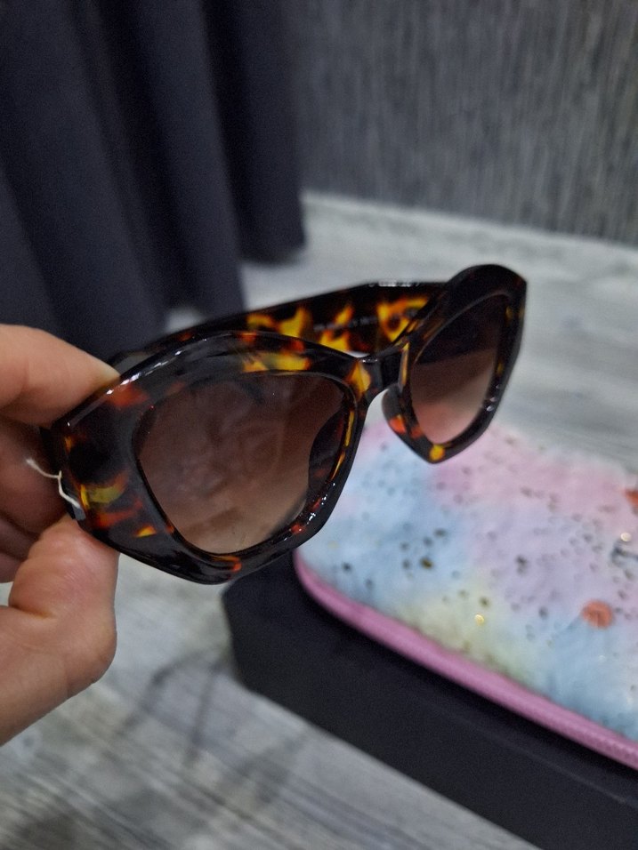 Kahverengi Retro Kadın Güneş Gözlüğü - Görsel 2