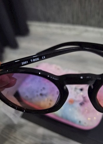 Parlak Çok Renkli Sokak Tarzı Kadın Gözlüğü - Görsel 5