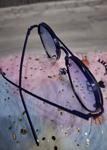 Koyu Mavi Transparan Kadın Gözlüğü - Görsel 3