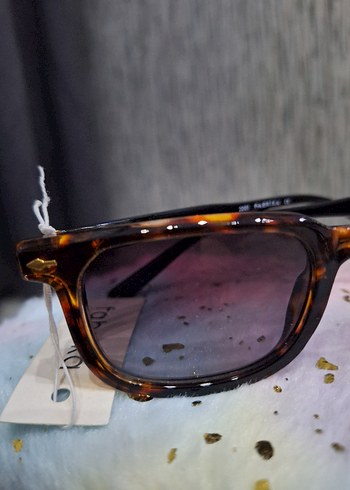 Şeffaf Kahverengi Kadın Güneş Gözlüğü - Görsel 4