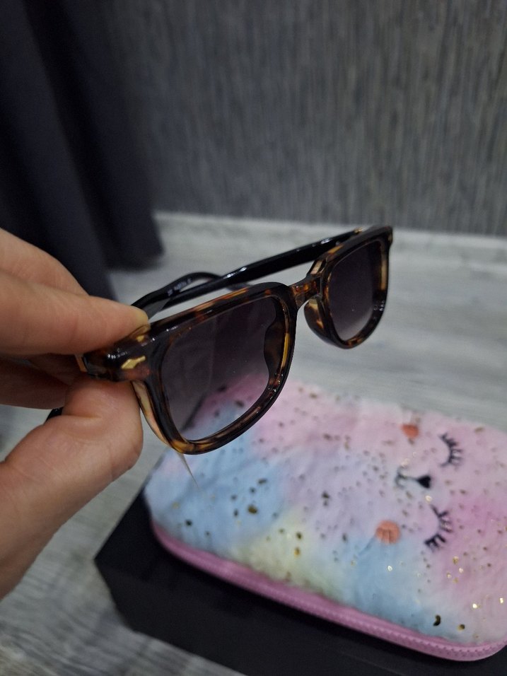 Şeffaf Kahverengi Kadın Güneş Gözlüğü - Görsel 2