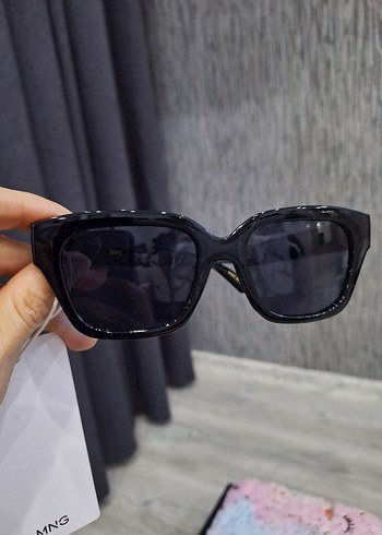 Parizyen Siyah Parlak Kadın Güneş Gözlüğü - Görsel 2