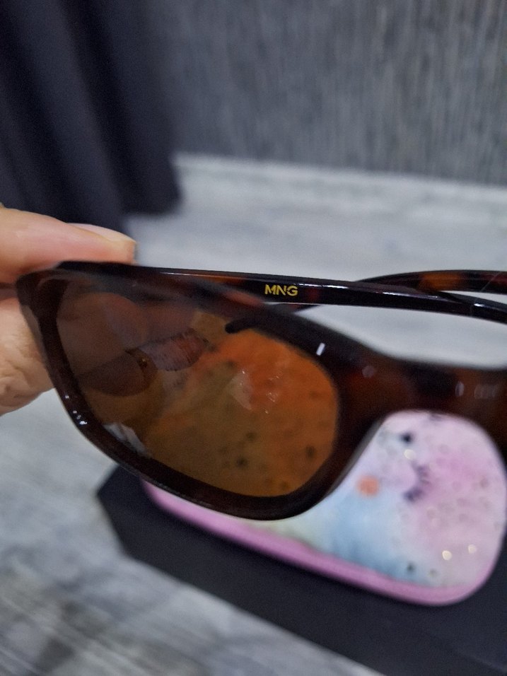 Şeffaf Kahverengi Kadın Güneş Gözlüğü - Görsel 5