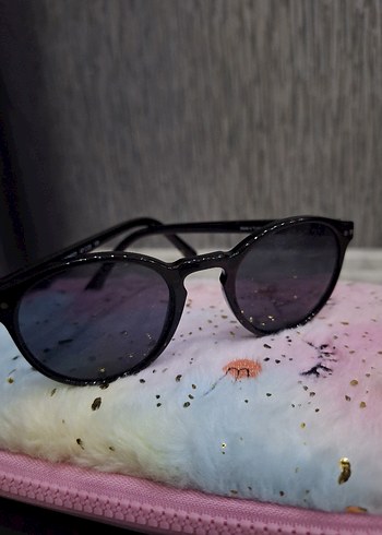 Parlak Siyah Gotik Kadın Güneş Gözlüğü - Görsel 4