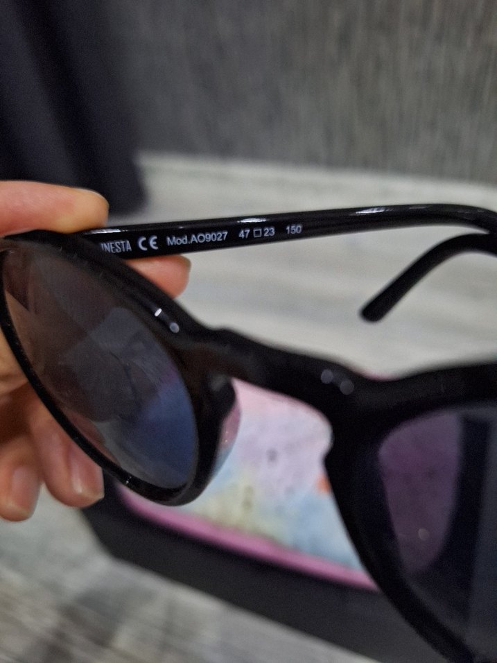 Parlak Siyah Gotik Kadın Güneş Gözlüğü - Görsel 2