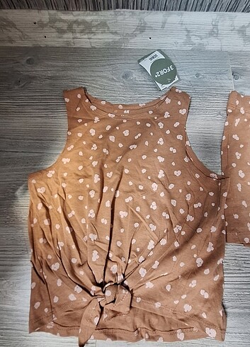 8 Yaş Beden H&M pijama Takımı Kumaşı penye incecik