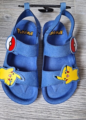28 Beden H&M Sandalet Pokemon 175 iç etiketi
