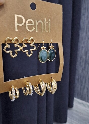 Beden H&M Altın renk şık ve kullanışlı