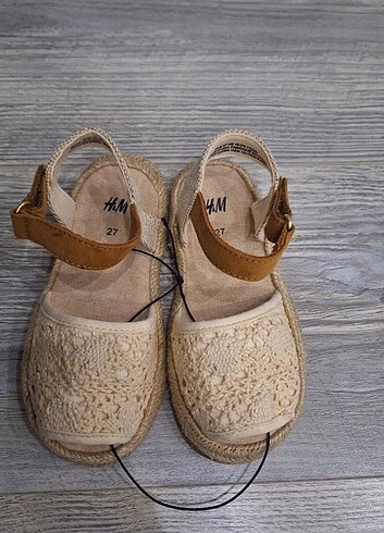 H&M Çocuk Sandalet Örme bir Materyali sahip