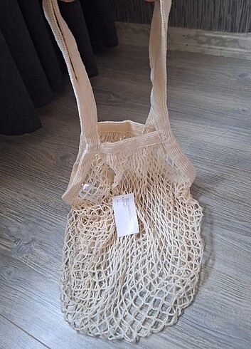 Beden ten rengi Renk H&M Hasır çok Şık ve kullanışlı Terlik