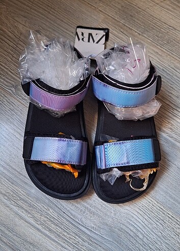 Zara Zara Sandalet Tabanı Rahat şık ve kullanışlı