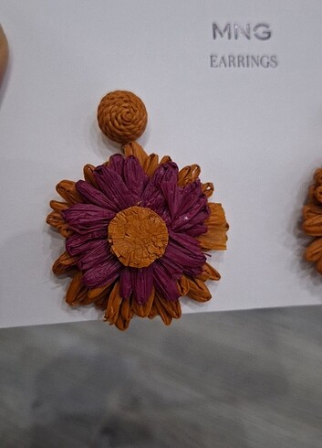 Mango Mango Kadın Küpe çok şık 2 renk 